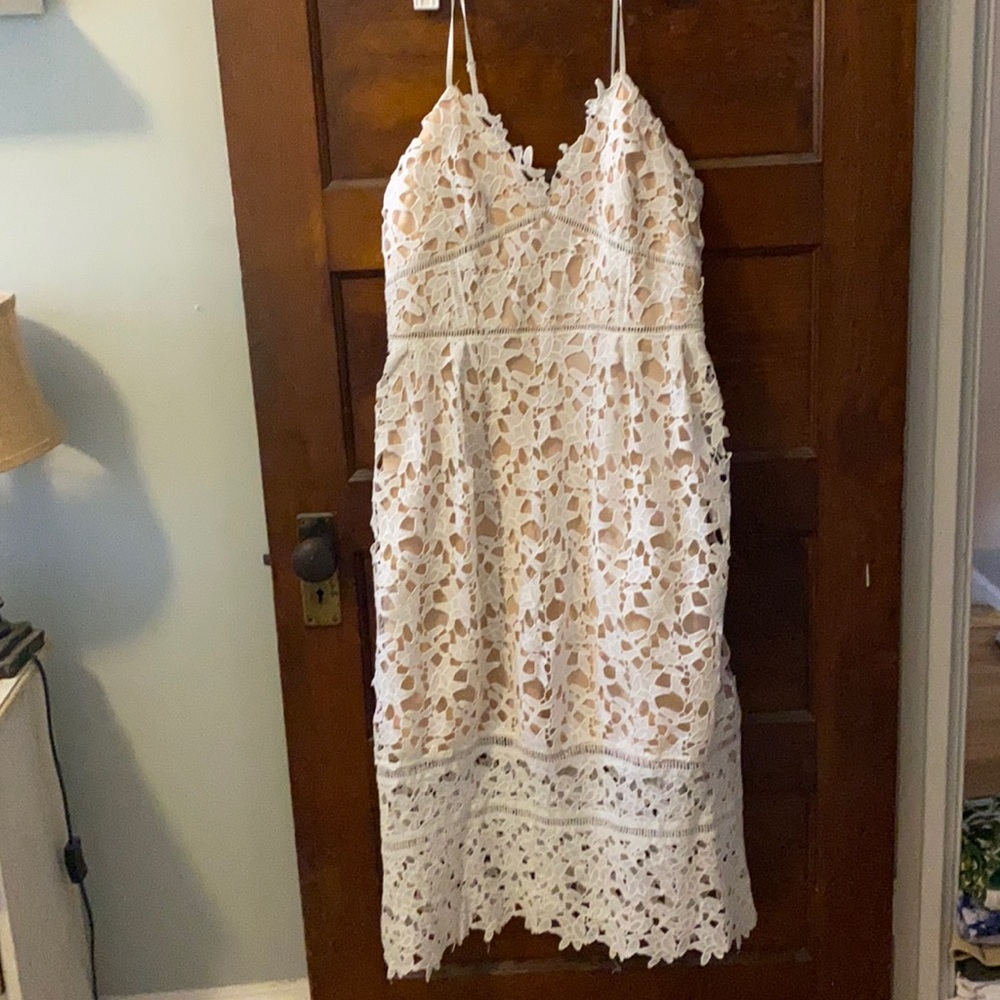 White lace dress